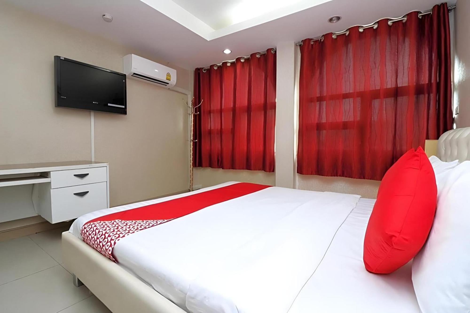 Diamond Residence Silom Бангкок Екстер'єр фото