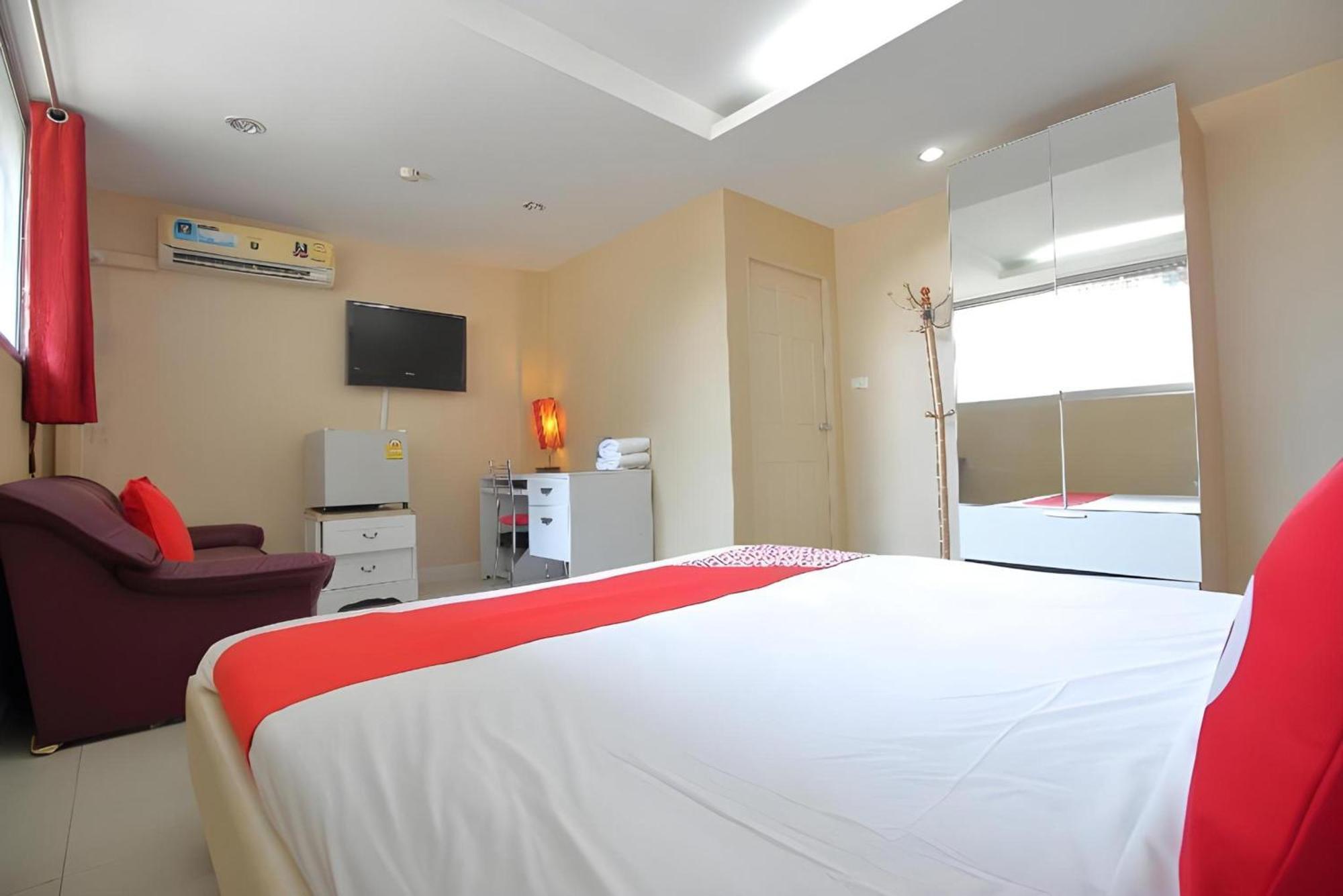 Diamond Residence Silom Бангкок Екстер'єр фото